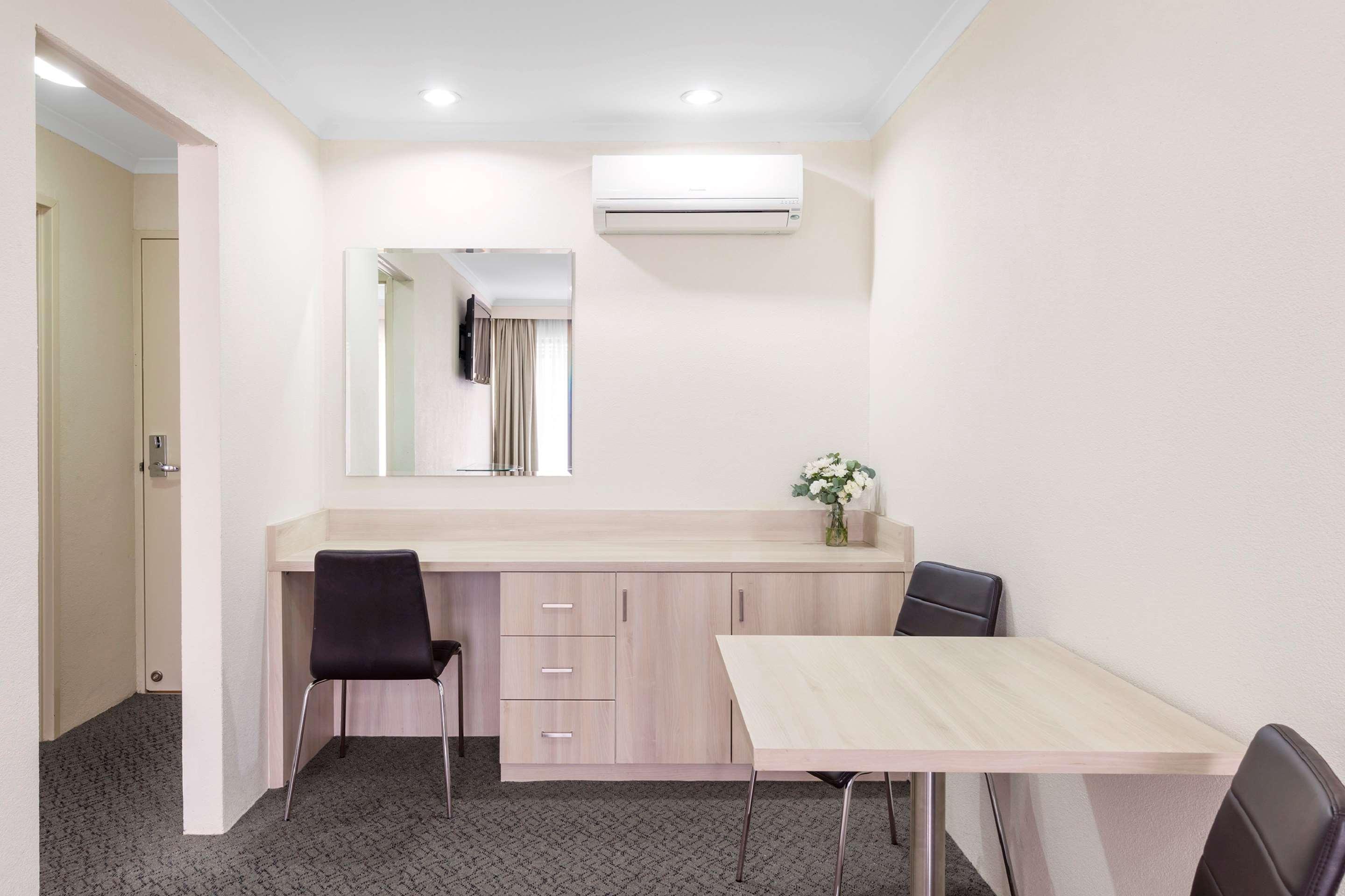 Garden City Hotel, Best Western Signature Collection Canberra Esterno foto
